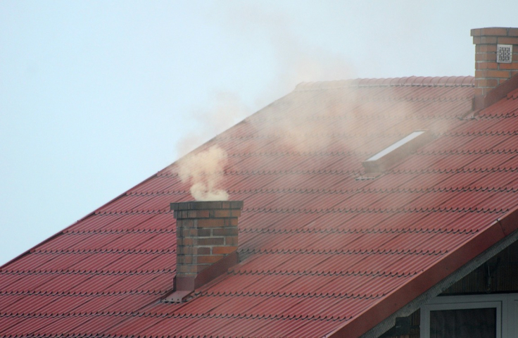 Chimney smoke wood heater pollution air quality